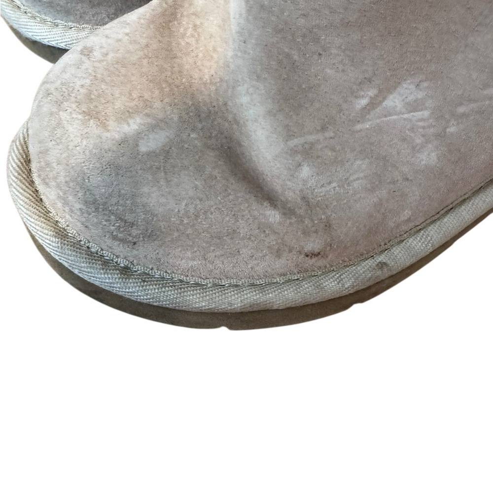 UGG Women's Soft tan Winter Boots zip up shearling - Picture 3 of 9